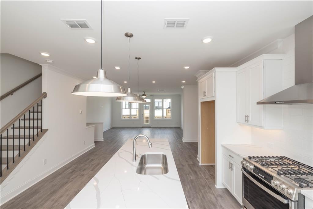 4253 Millcroft Place Unit 198