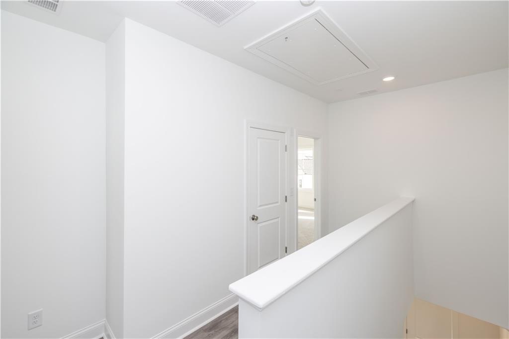 4253 Millcroft Place Unit 198