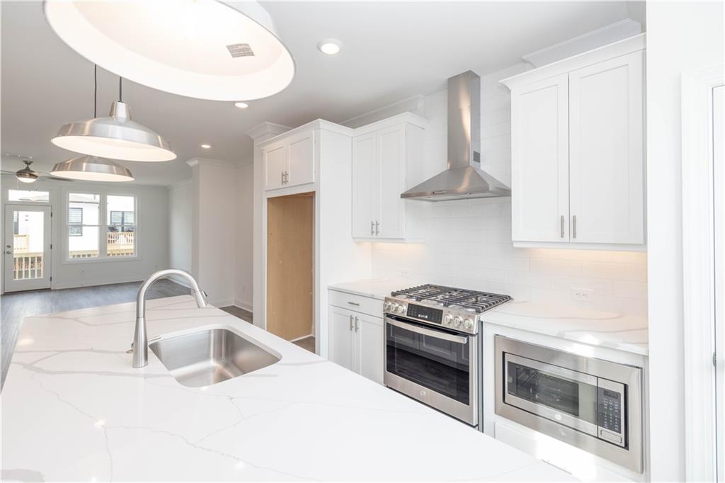 4253 Millcroft Place Unit 198