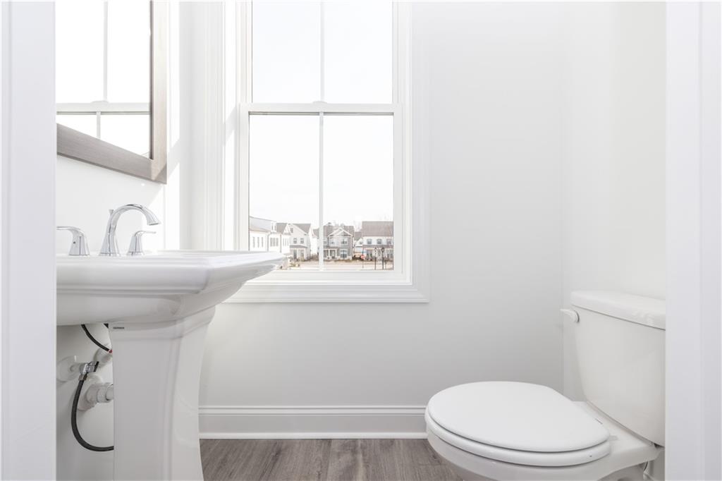 4253 Millcroft Place Unit 198