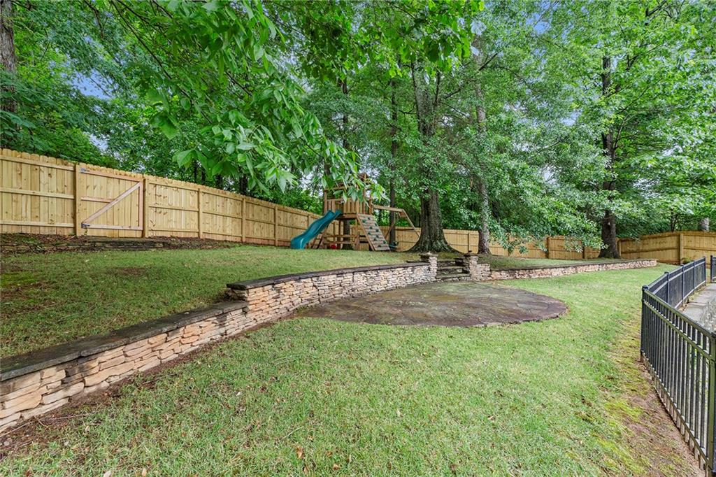 1609 Duncan Drive NW