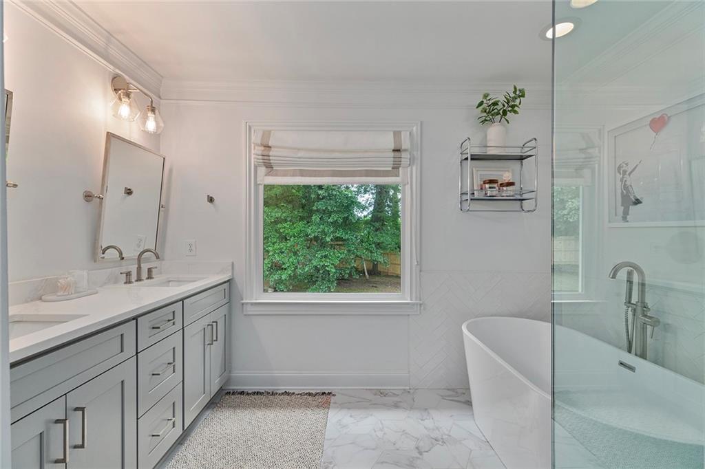 1609 Duncan Drive NW