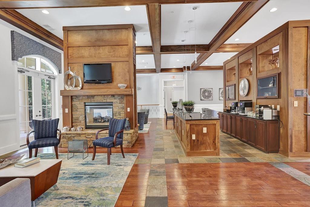 200 River Vista Drive Unit 611