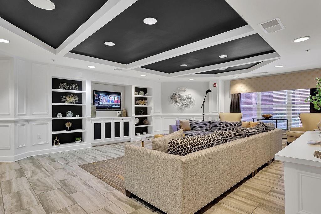 200 River Vista Drive Unit 611