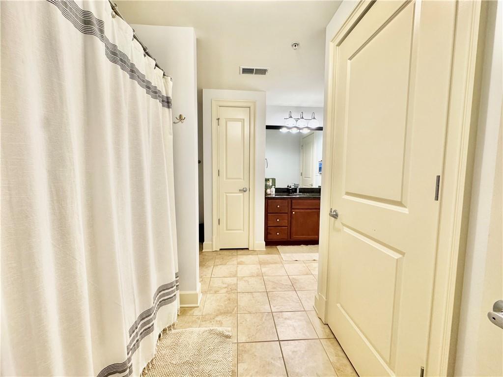 200 River Vista Drive Unit 611