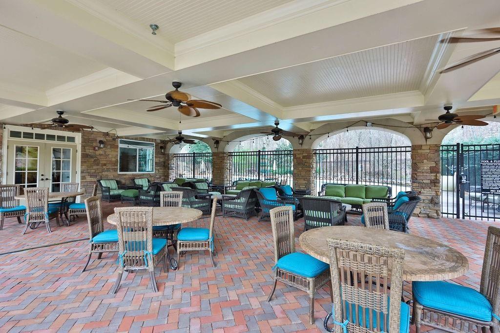 200 River Vista Drive Unit 611