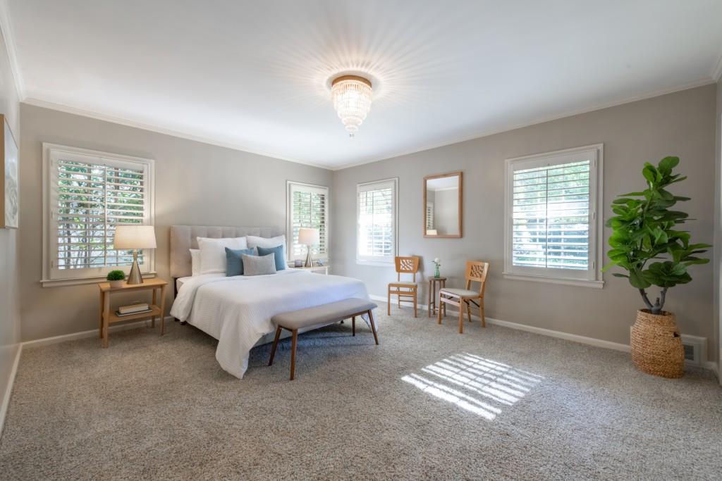 3144 E Wood Valley Road NW