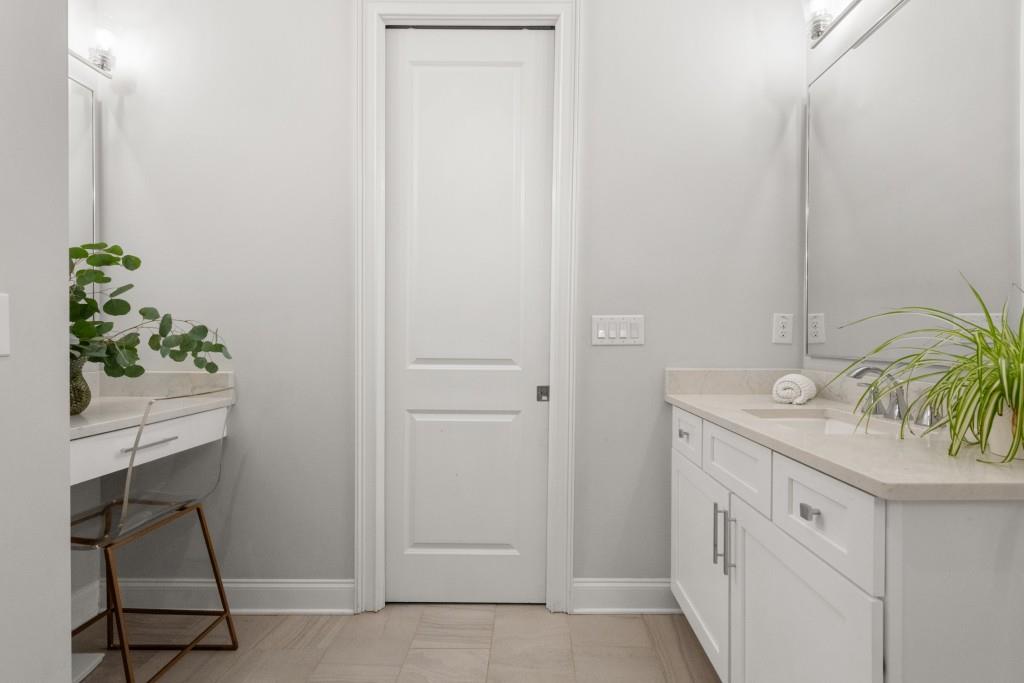 2045 Bellrick Road NW