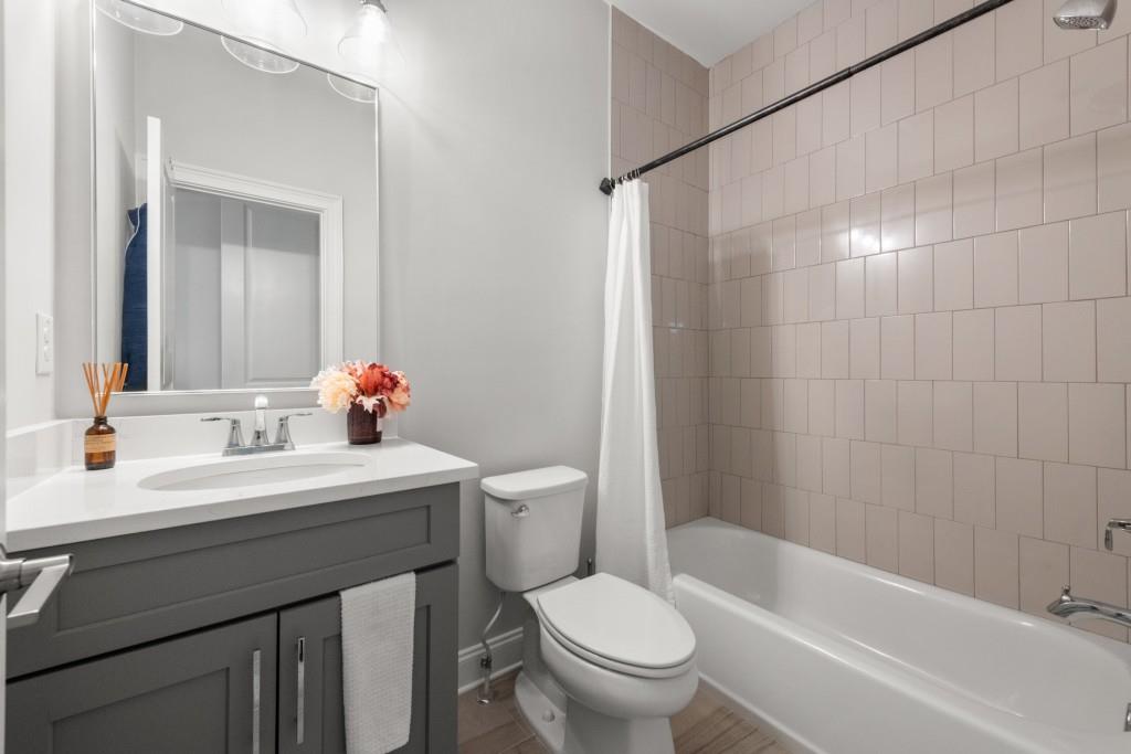 2045 Bellrick Road NW