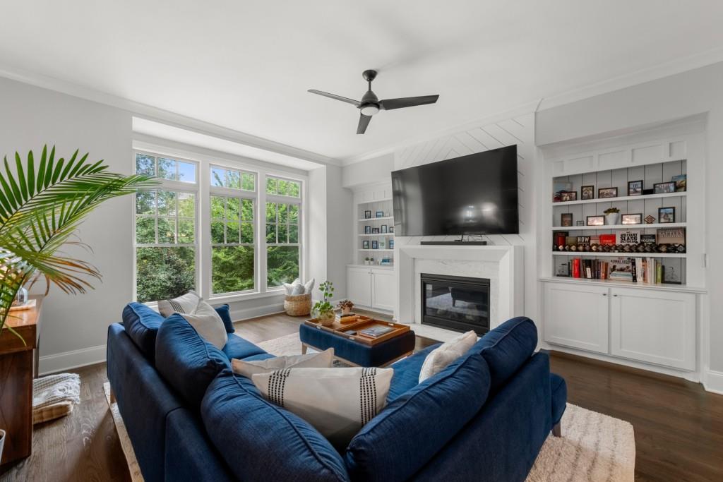 2045 Bellrick Road NW