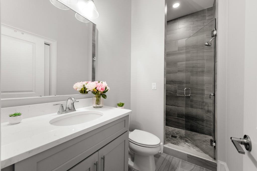 2045 Bellrick Road NW