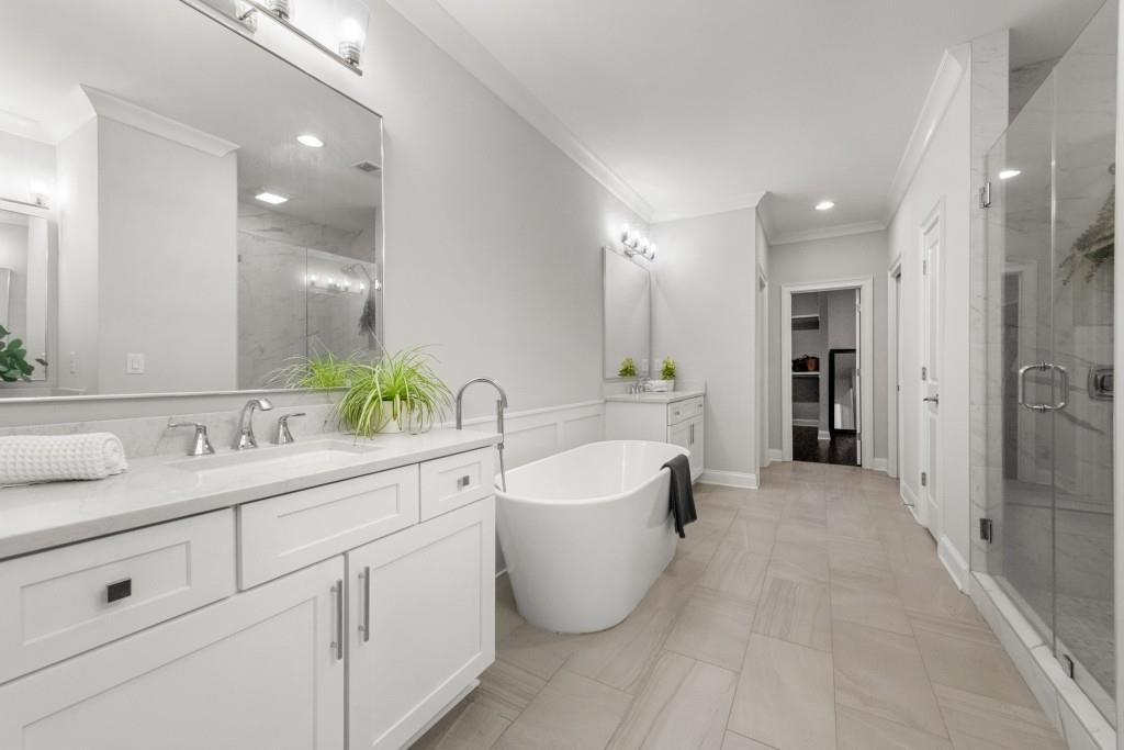 2045 Bellrick Road NW