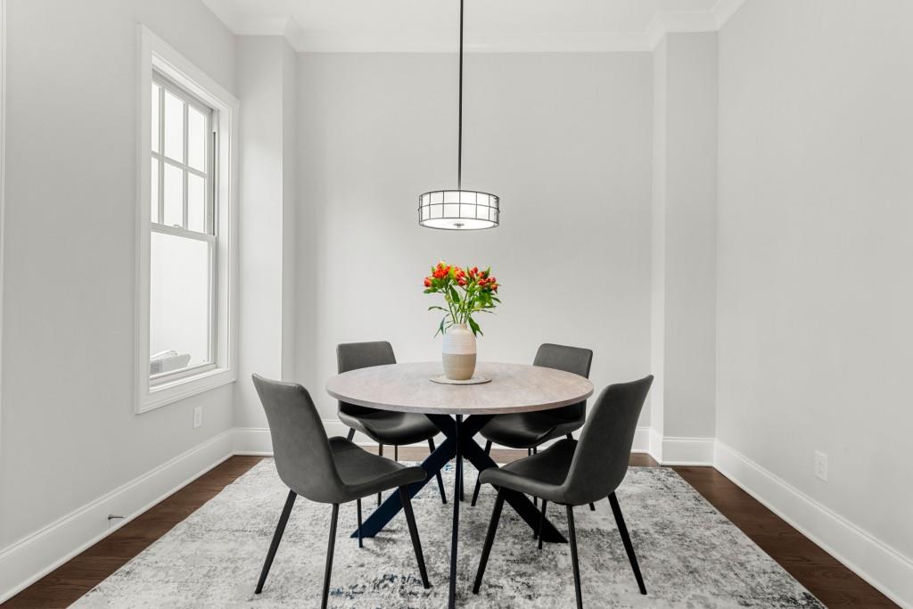 2045 Bellrick Road NW