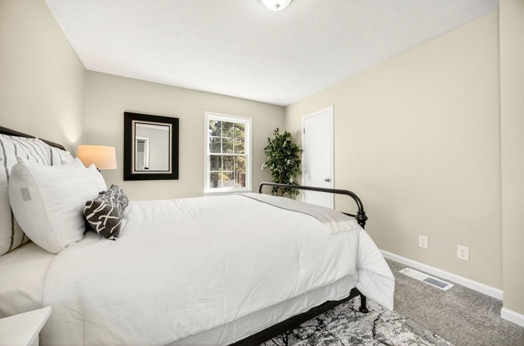 2545 Ridgecrest Drive NW