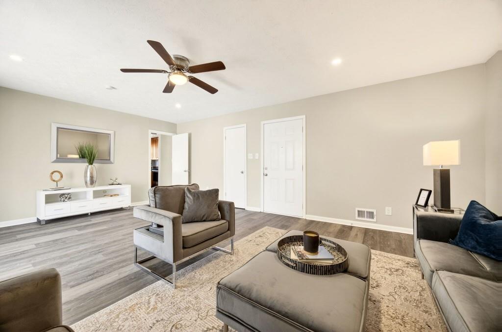 2545 Ridgecrest Drive NW