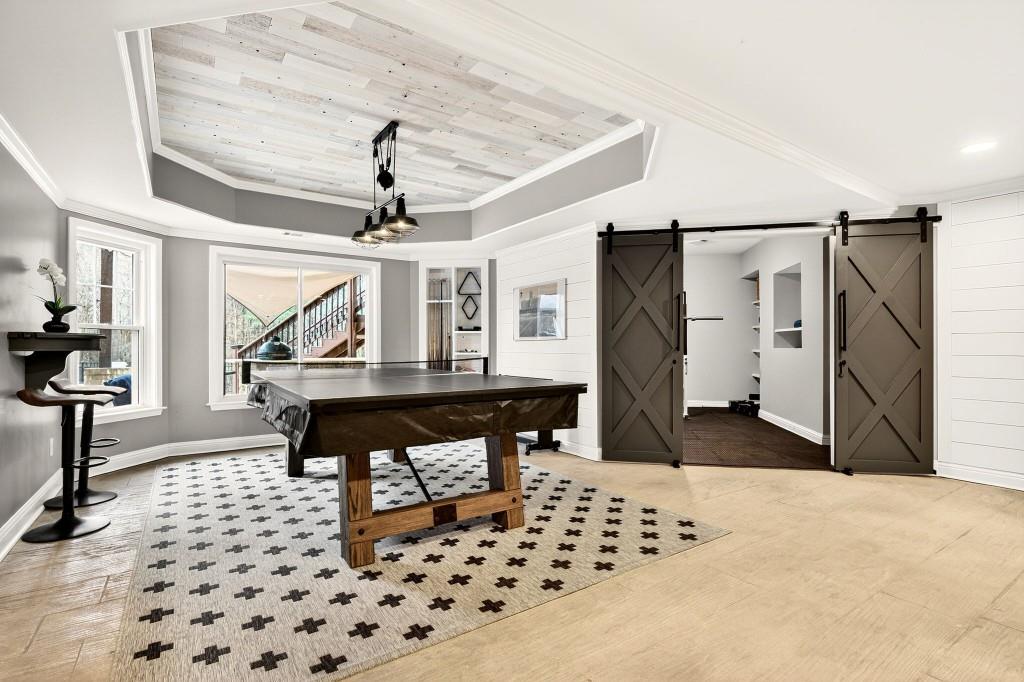 228 Fairway Overlook Drive