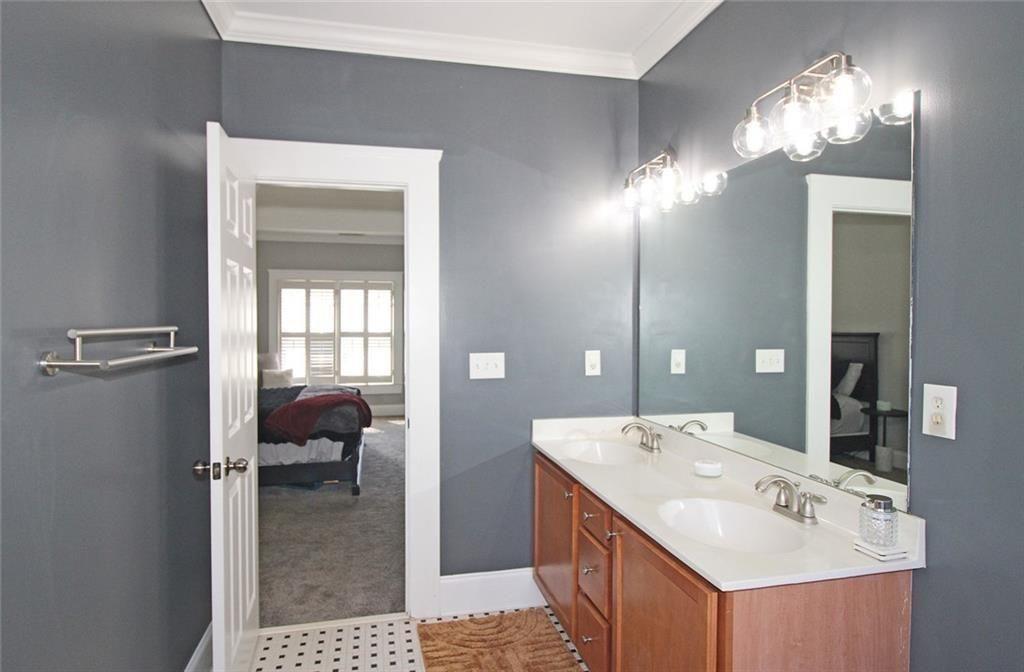 1916 Timberwood Trace