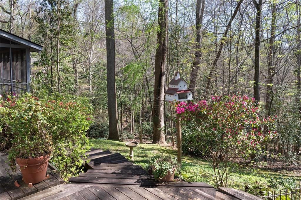 3391 Ridgewood Road NW