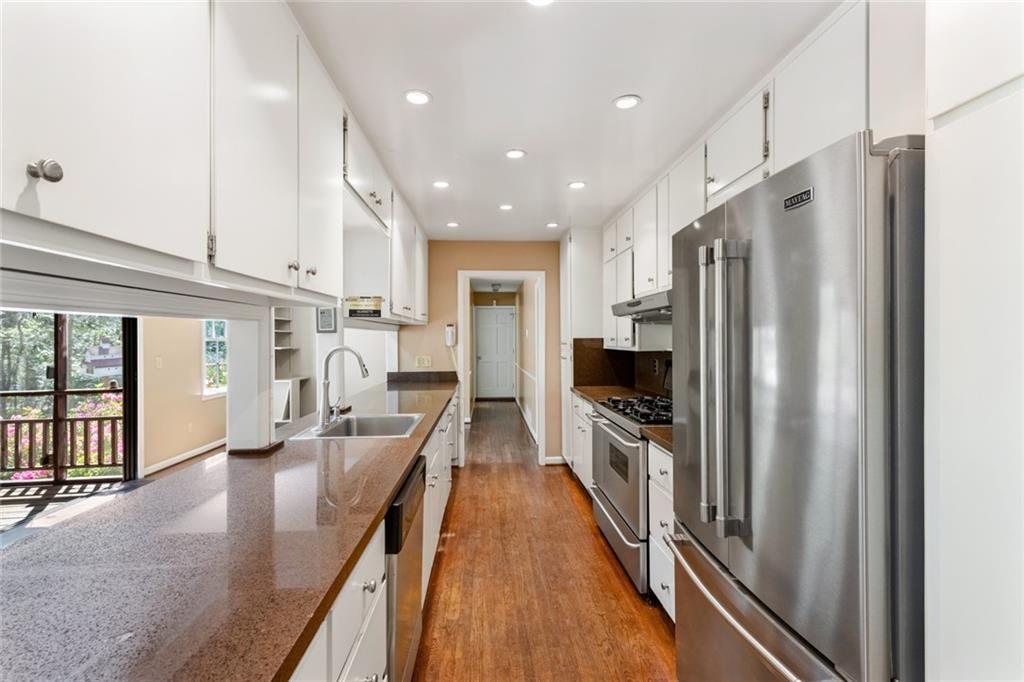 3391 Ridgewood Road NW