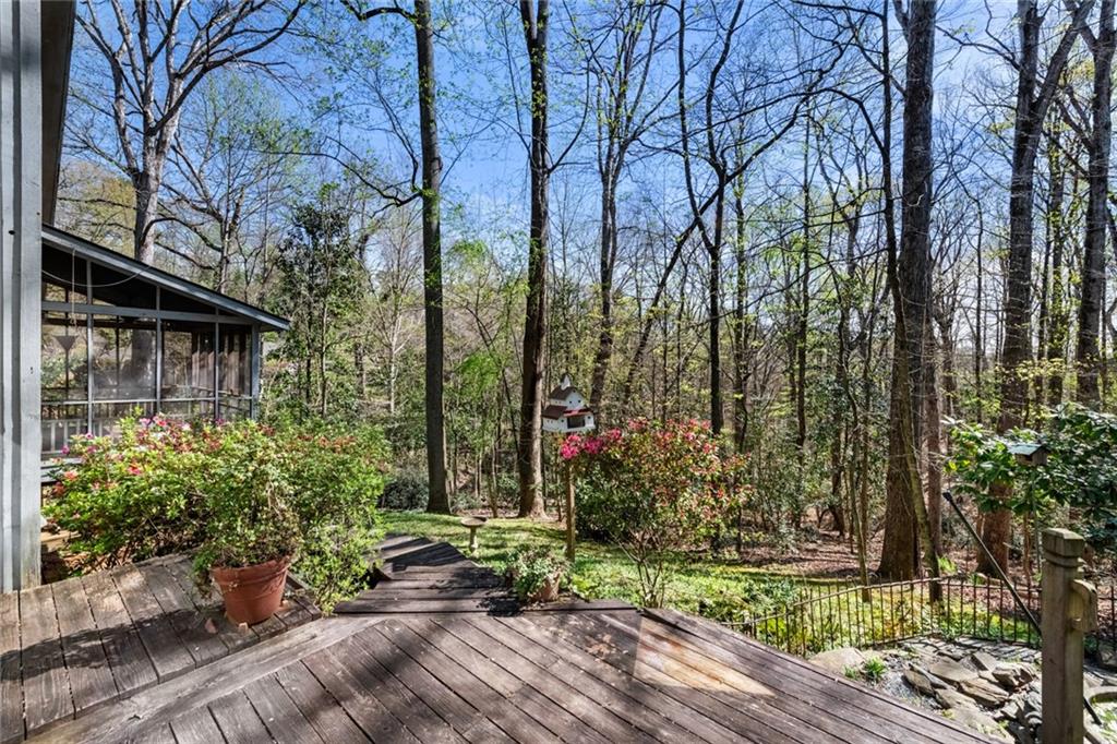 3391 Ridgewood Road NW