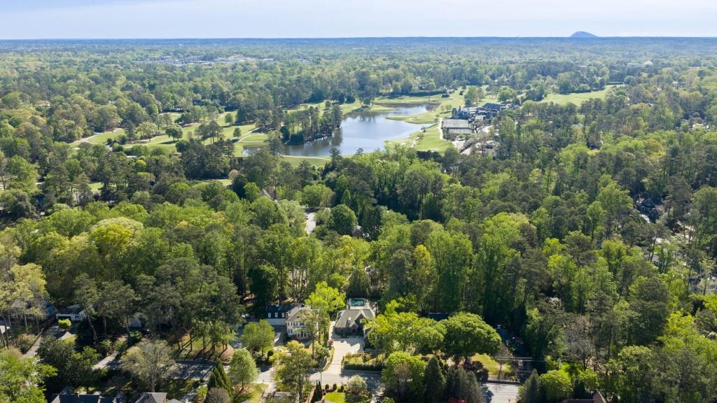 4075 Peachtree Dunwoody Road NE