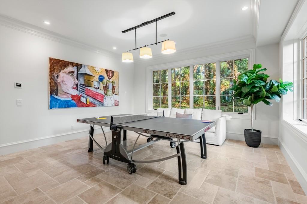 4010 Powers Ferry Road NW