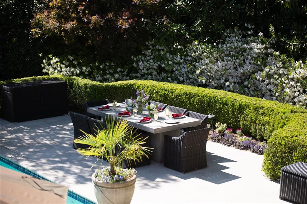 4010 Powers Ferry Road NW