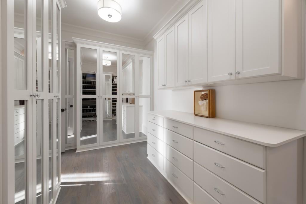 4010 Powers Ferry Road NW