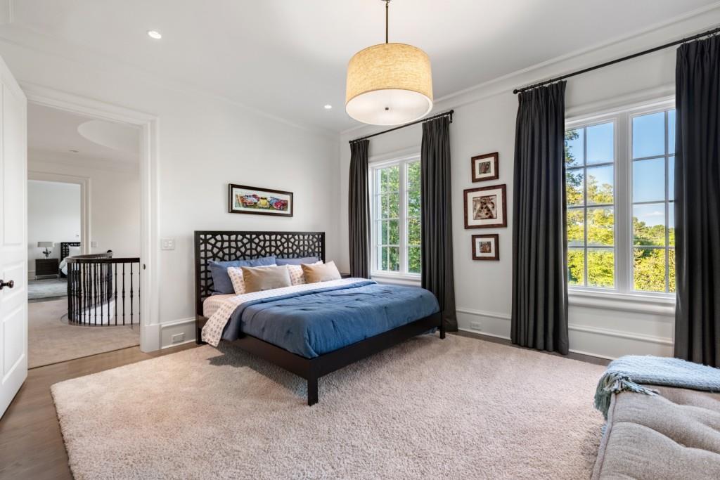 4010 Powers Ferry Road NW