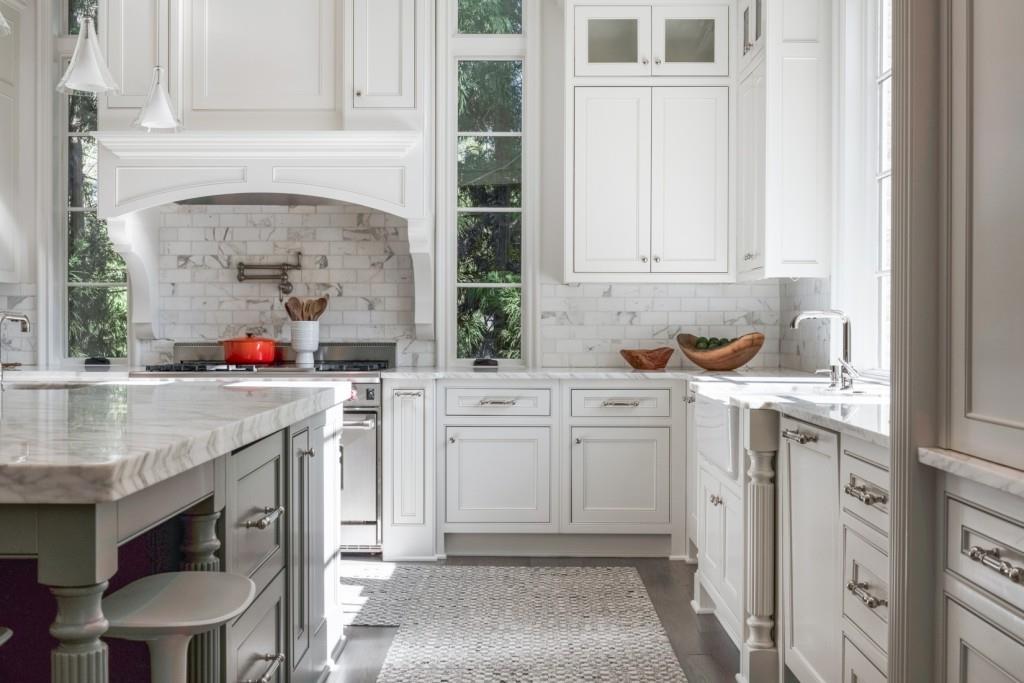 4010 Powers Ferry Road NW