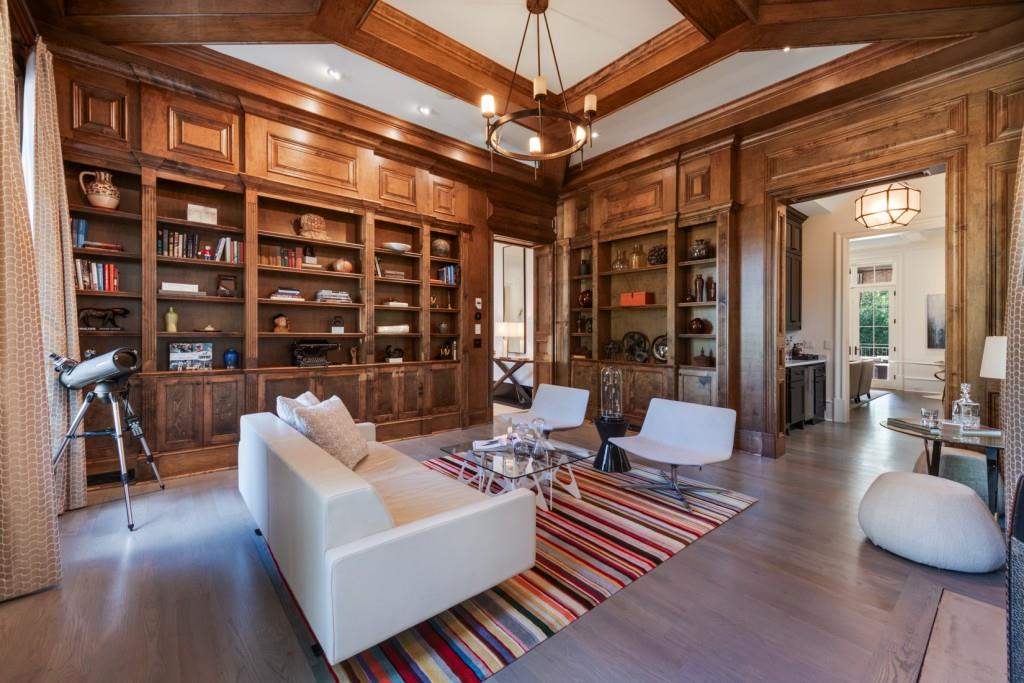 4010 Powers Ferry Road NW