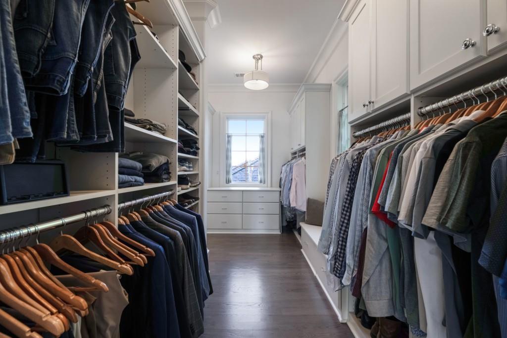 4010 Powers Ferry Road NW