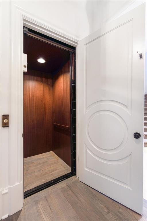 4010 Powers Ferry Road NW