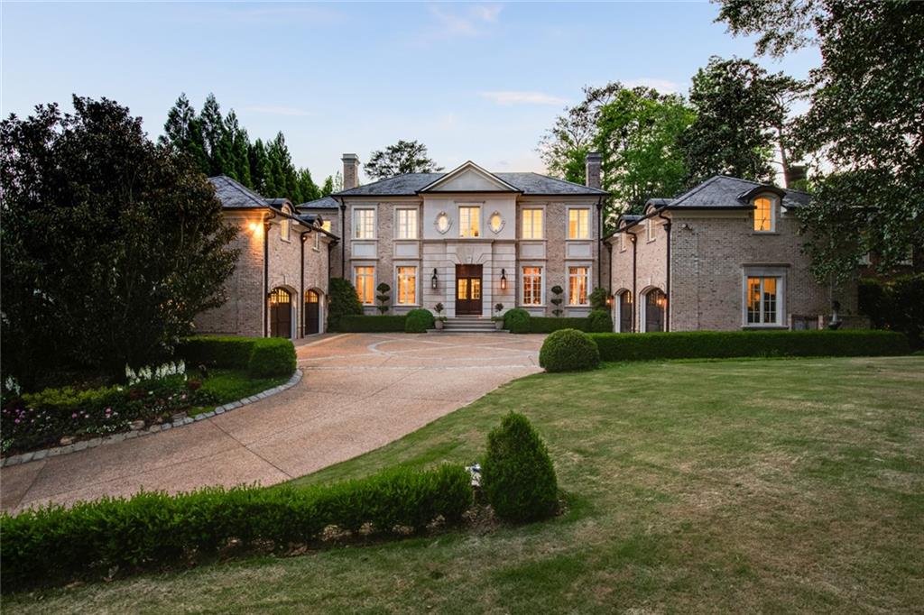 4010 Powers Ferry Road NW