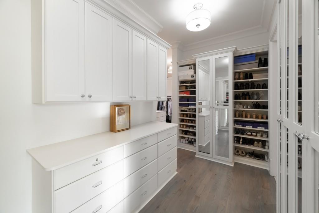 4010 Powers Ferry Road NW