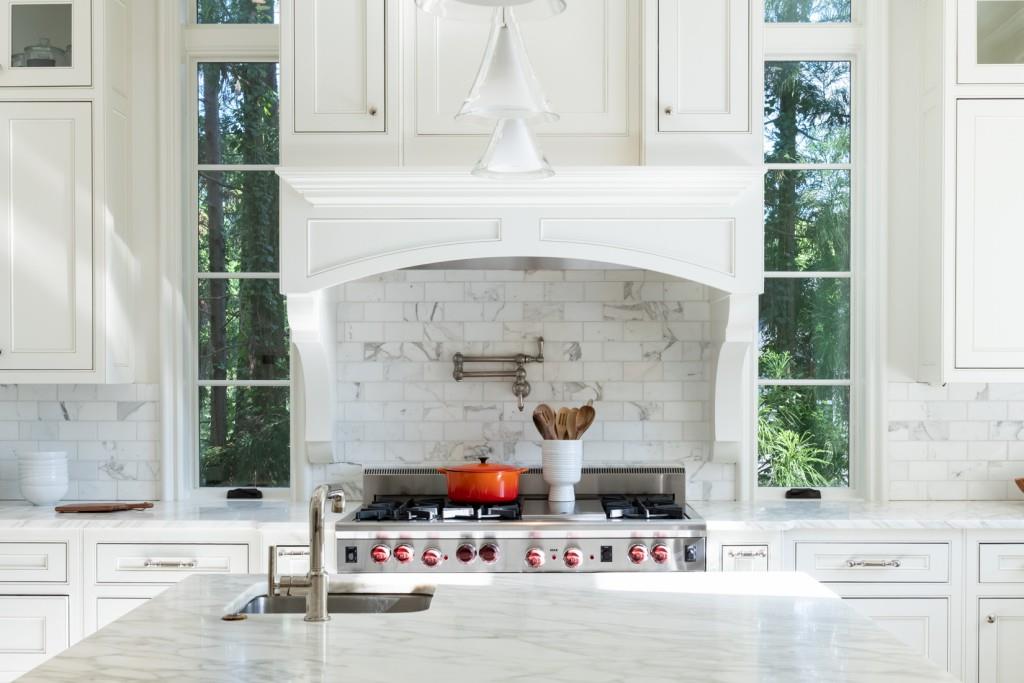 4010 Powers Ferry Road NW