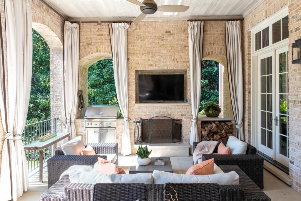 4010 Powers Ferry Road NW