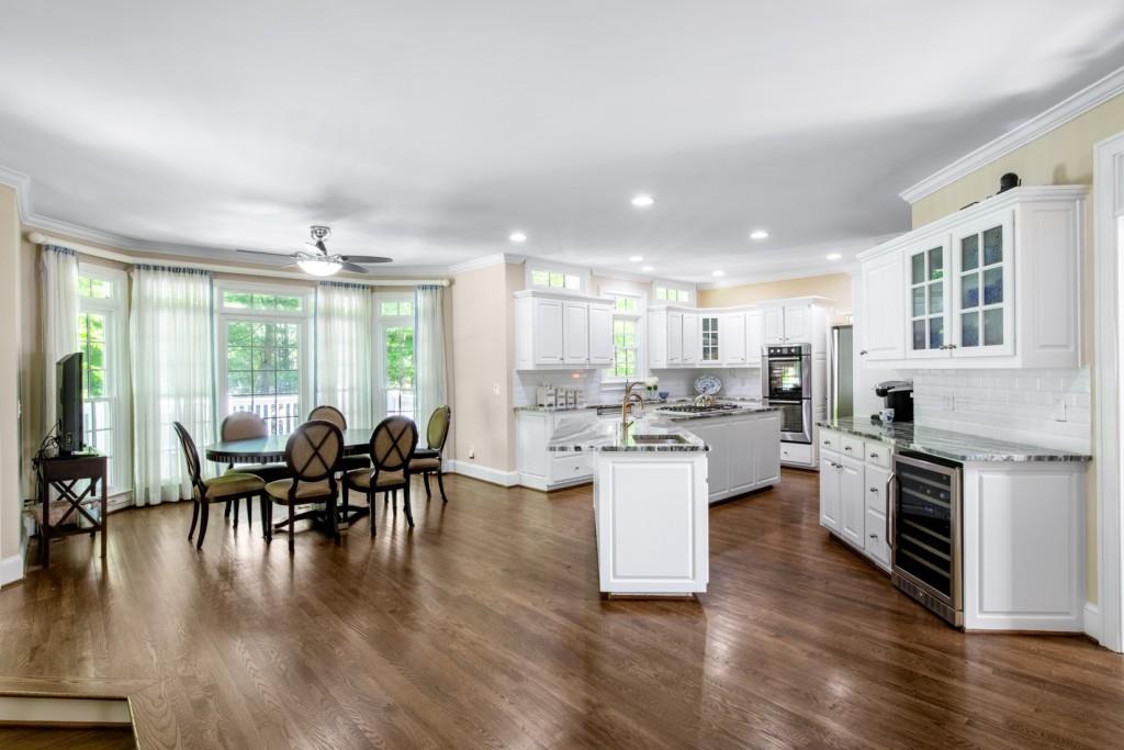 1347 Waterford Green Close
