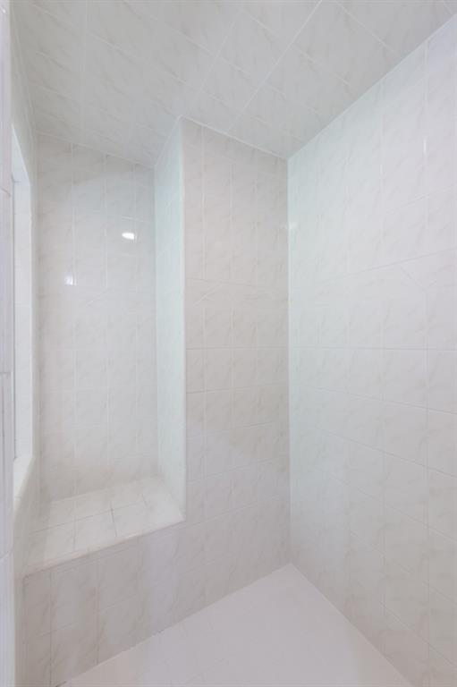 1347 Waterford Green Close