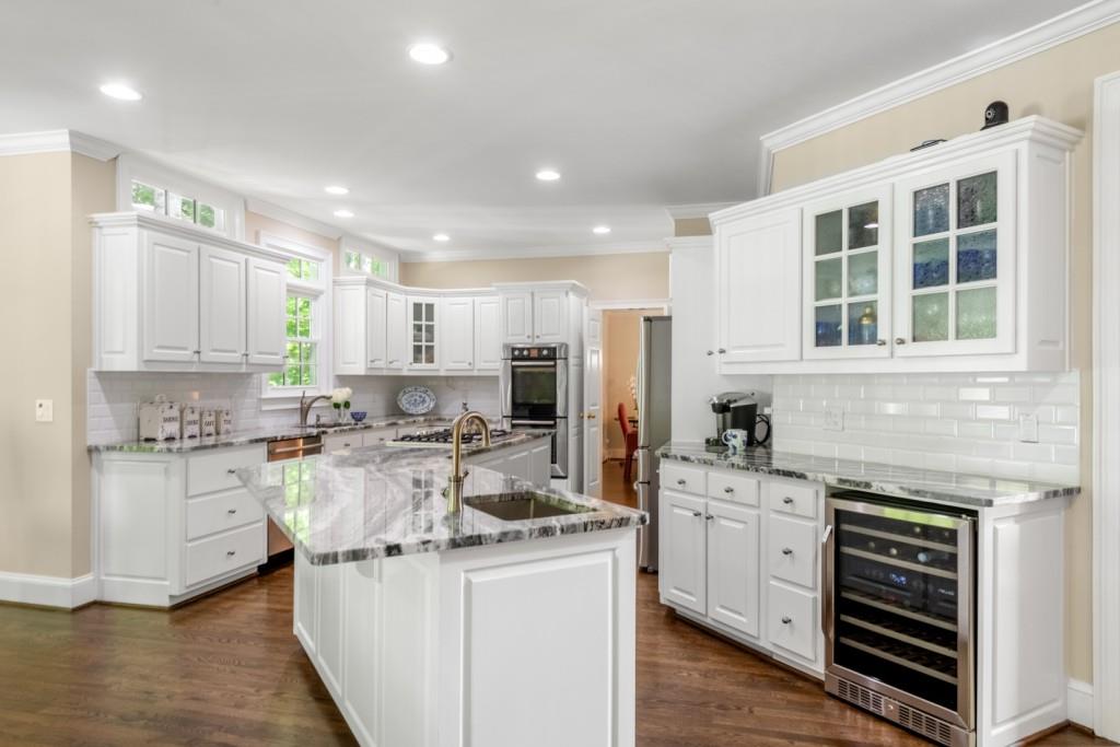 1347 Waterford Green Close