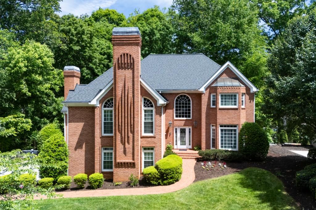 1347 Waterford Green Close