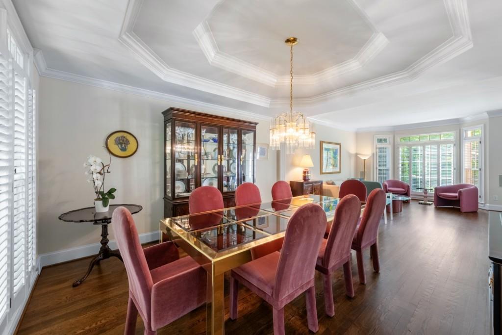 1347 Waterford Green Close
