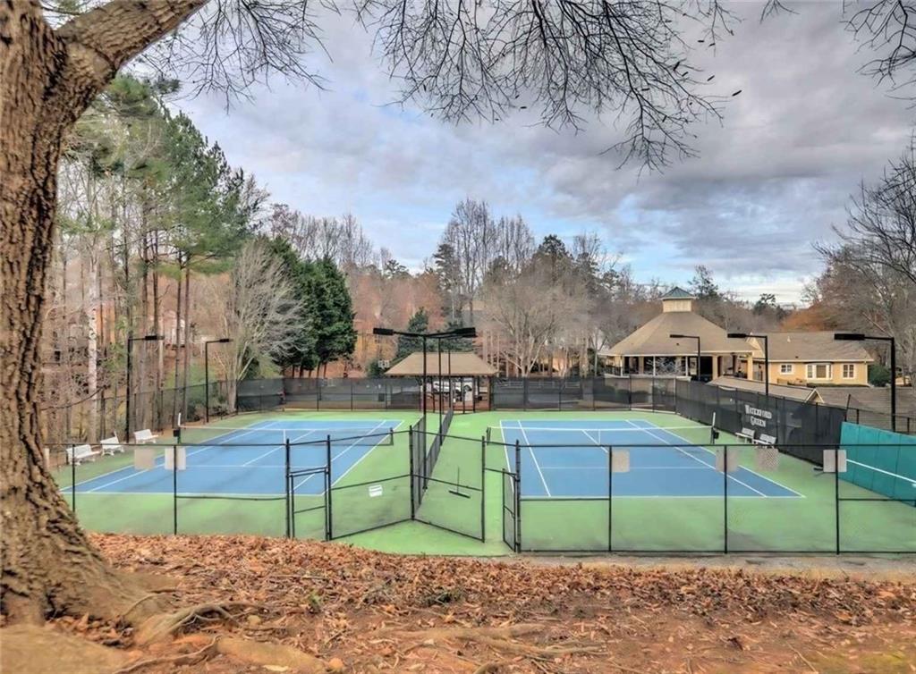 1347 Waterford Green Close