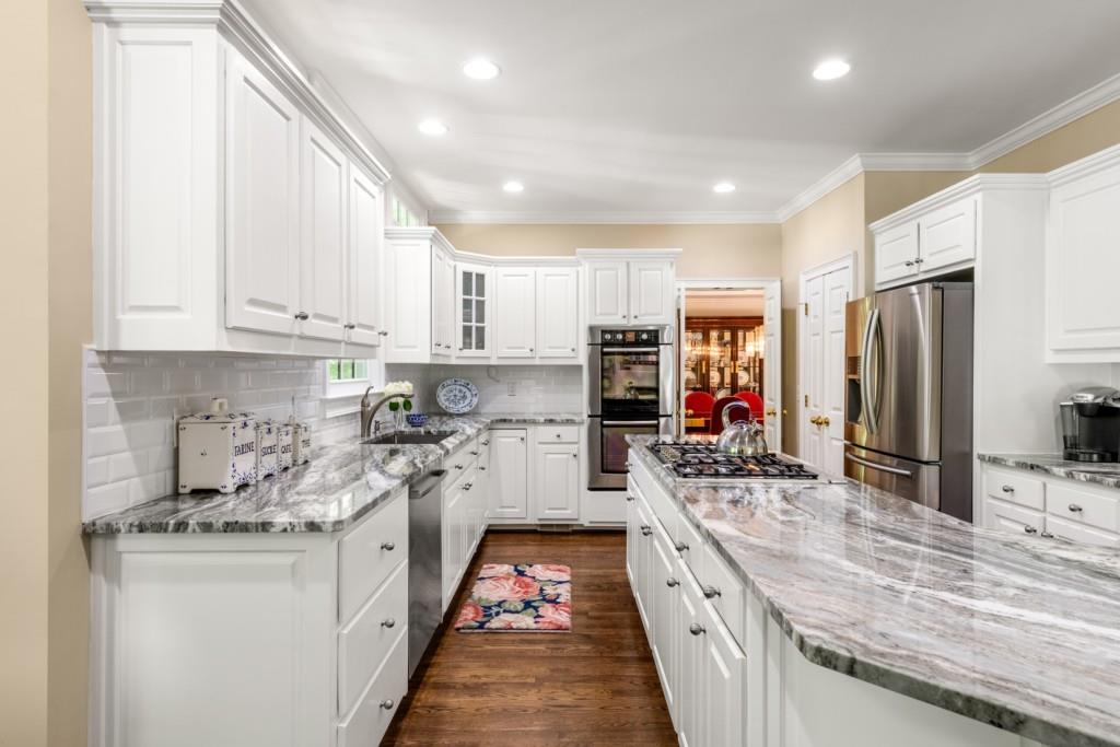 1347 Waterford Green Close