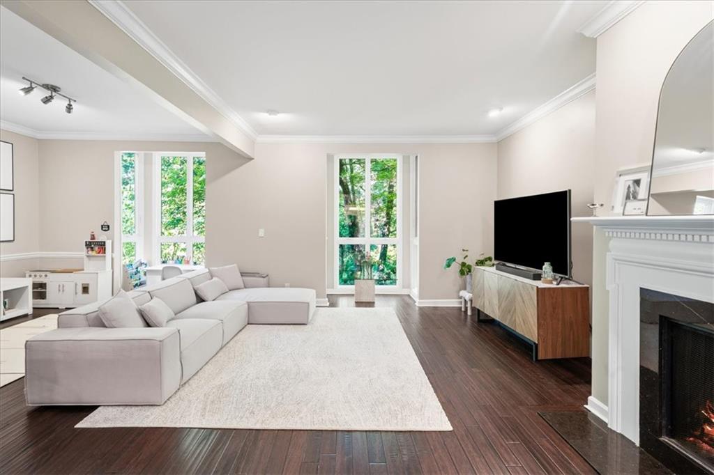 3 Willow Glen