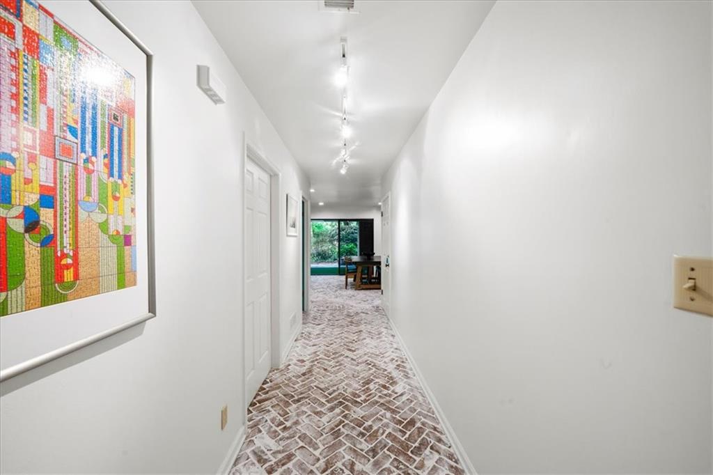 3 Willow Glen