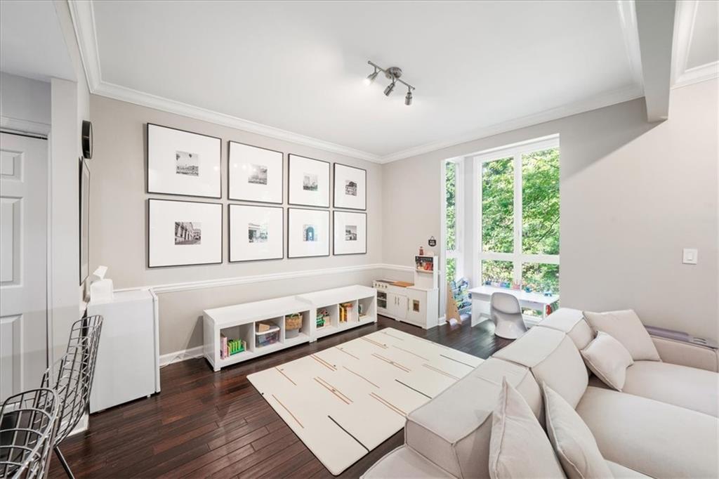 3 Willow Glen