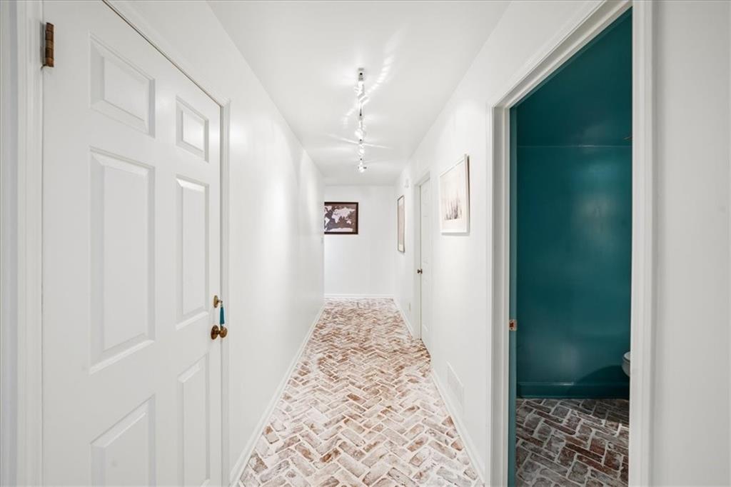 3 Willow Glen