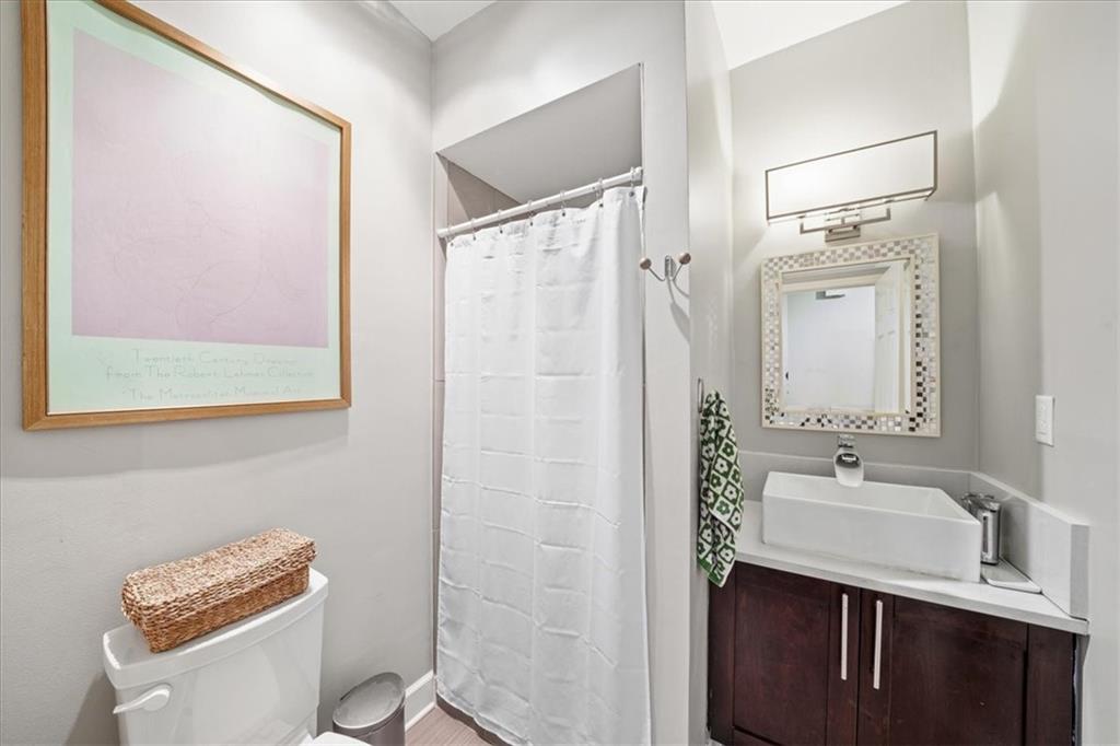 3 Willow Glen
