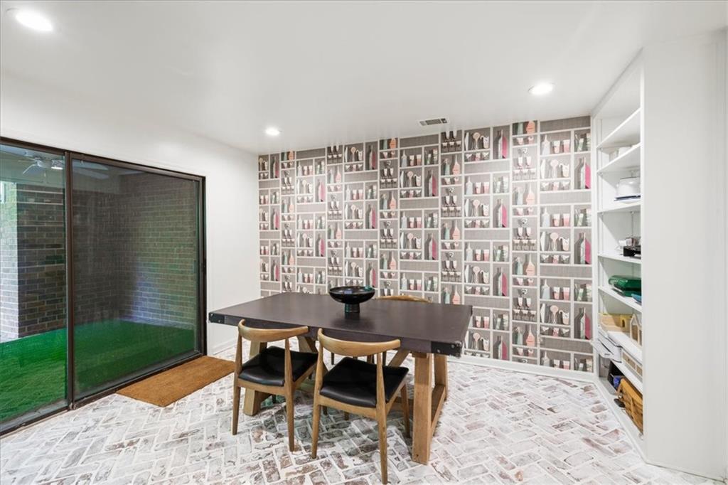3 Willow Glen